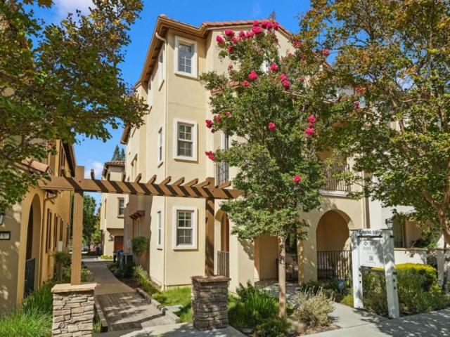 Townhouse for sale in Mountain View, California