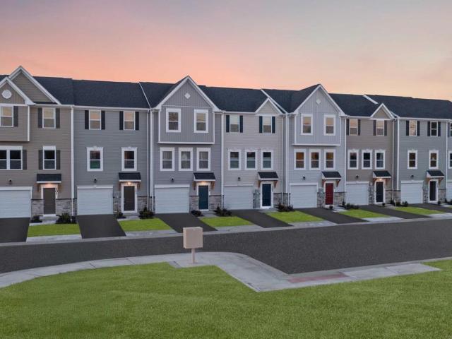 Townhouse for sale in Inwood, West Virginia