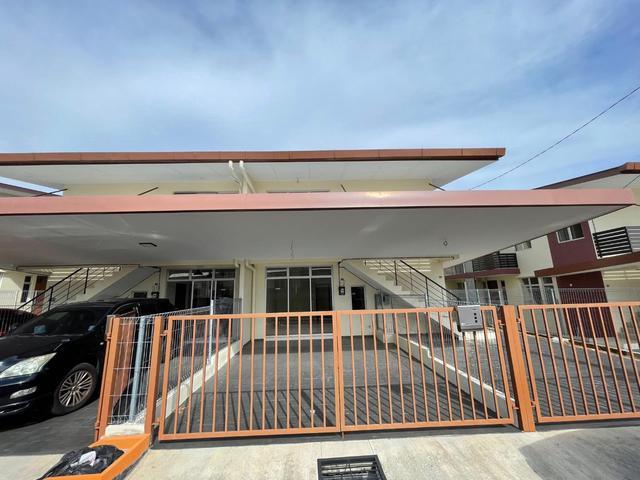 Townhouse for sale in Alor Gajah