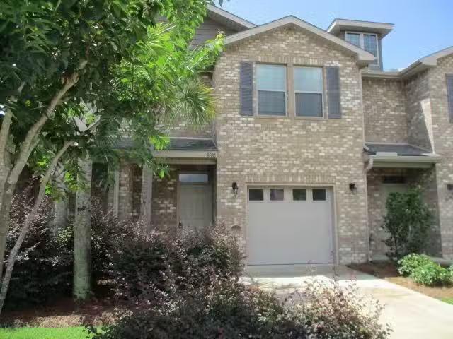 Condo for rent in Milton