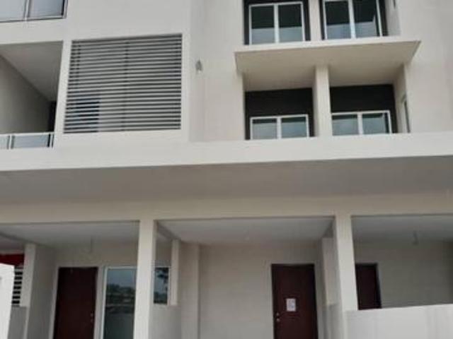 Townhouse for sale in Wellesley, Penang
