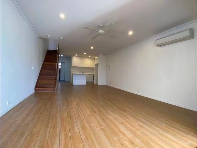 Townhouse for rent in Fernbrook, Queensland