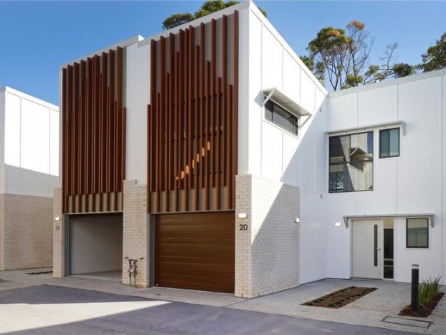 Townhouse for rent in Kings Creek, Queensland