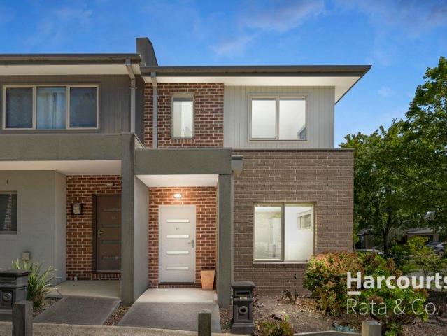 Townhouse for sale in Highlands, Melbourne