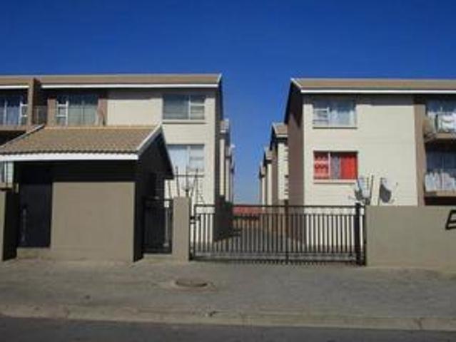 Townhouse for sale in Sedibeng, Gauteng