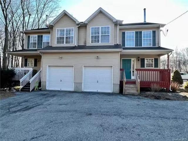 Condo for rent in Monroe