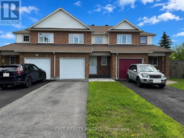 Townhouse for rent in Mulhurst Bay, Ontario
