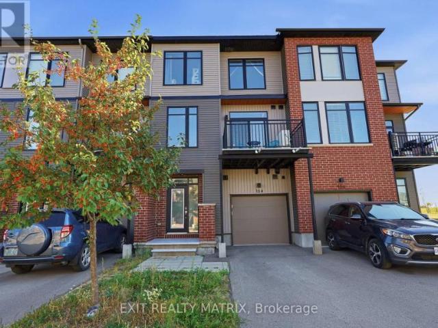 Townhouse for sale in Stittsville, Ottawa