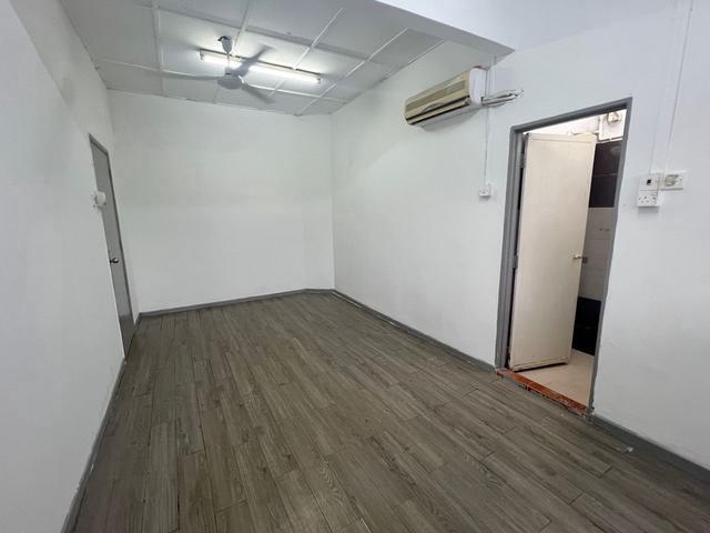 Townhouse for sale in Country Heights Damansara, Kuala Lumpur