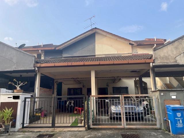 Townhouse for sale in Petaling, Alam Impian