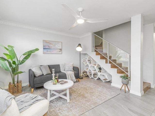 Townhouse for sale in Como, Western Australia