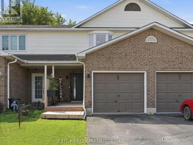 Townhouse for sale in Russell, Ontario