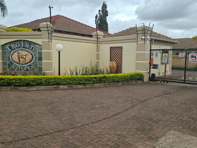 House for rent in Waterkloof, Gauteng