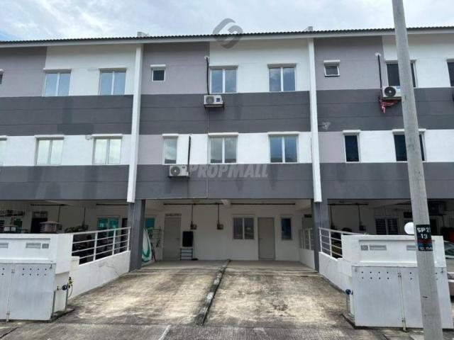 House for rent in Kajang, Langat