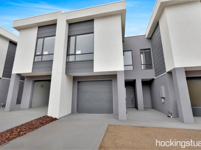 Townhouse for rent in Camerons Creek, Victoria