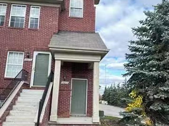 Condo for rent in Southfield