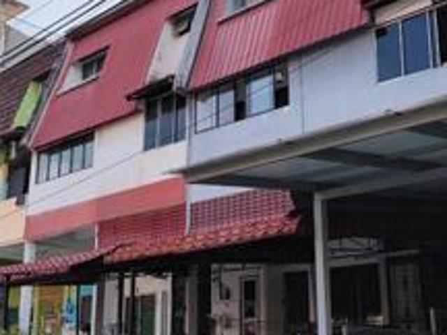 Townhouse for rent in Country Heights Damansara, Kuala Lumpur