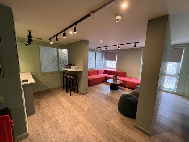 Studio for rent in Bede Island, Leicester