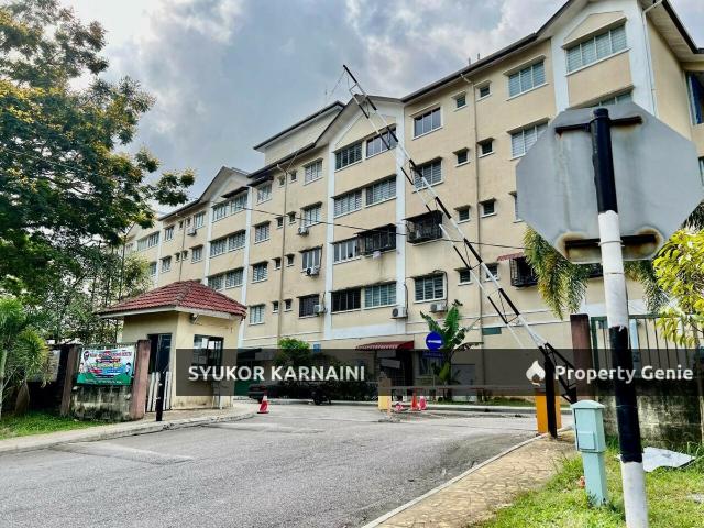 Townhouse for sale in Petaling, Alam Impian
