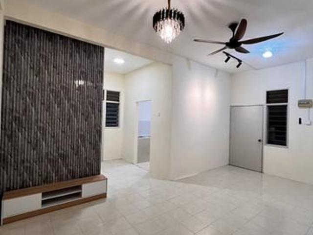 Townhouse for sale in Wellesley, Penang