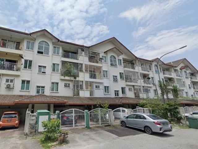 Townhouse for sale in Petaling, Subang Jaya