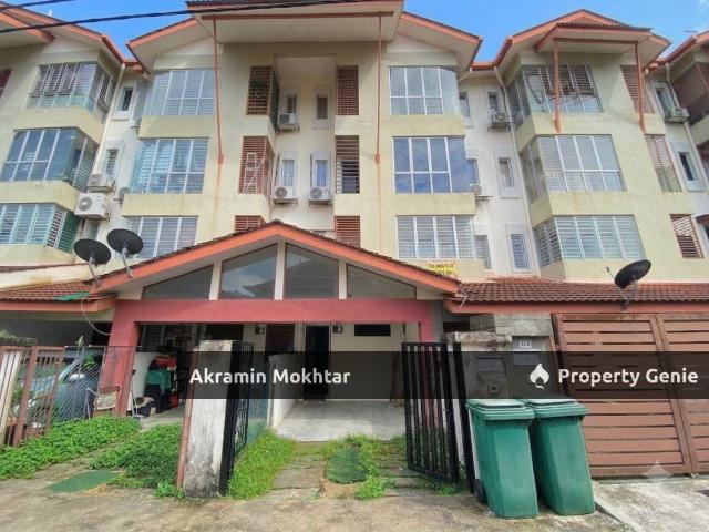 Townhouse for sale in Selayang, Selangor
