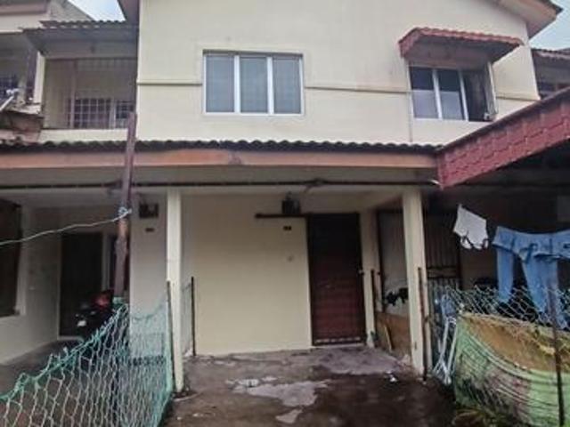 Townhouse for sale in Sendayan Village, Negeri Sembilan