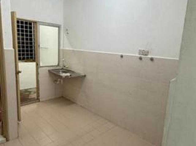 Townhouse for sale in Langat, Selangor