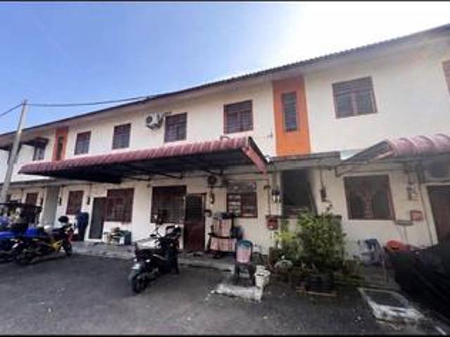 Townhouse for sale in Wellesley, Penang