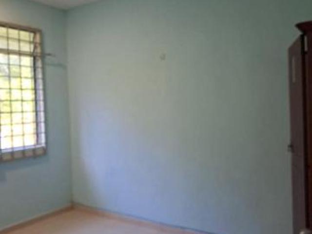 Townhouse for sale in Malaka