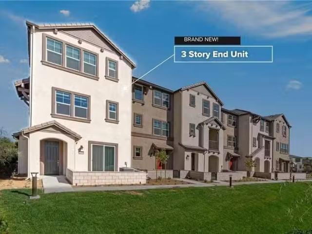 Condo for rent in Corona