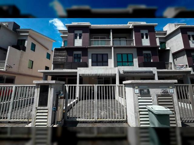 House for rent in Kajang, Langat