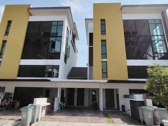 Townhouse for sale in Nilai, Seremban