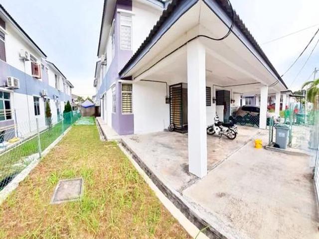 Townhouse for sale in Paya Rumput