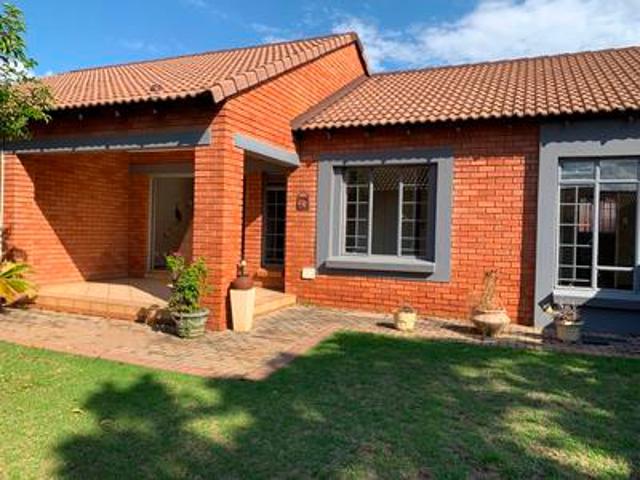 Townhouse for rent in Centurion, Gauteng