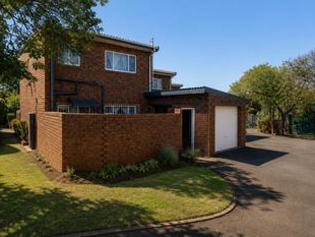 Townhouse for rent in Umgungundlovu, Kwazulu-natal