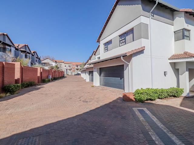 House for rent in Paulshof, Alexandra
