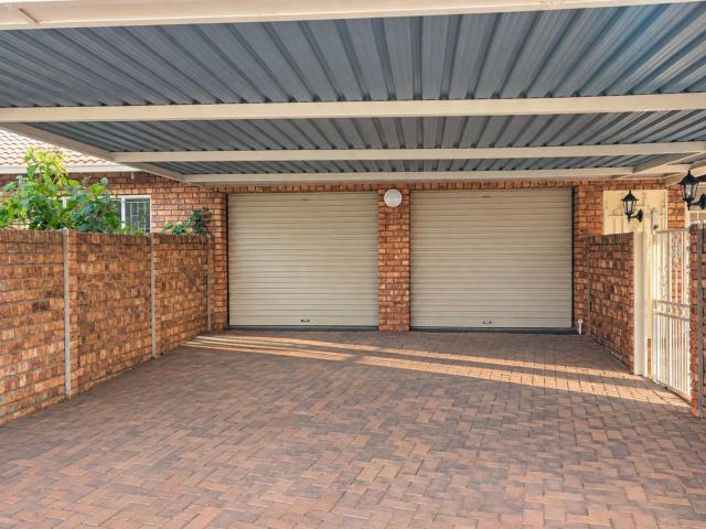 House for rent in Waterkloof, Gauteng