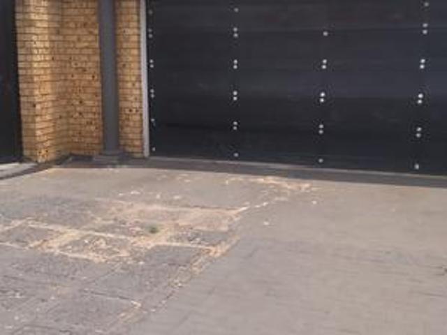 Townhouse for rent in Ekurhuleni, Gauteng