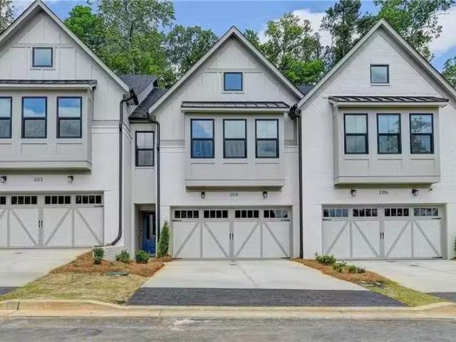Condo for rent in Duluth