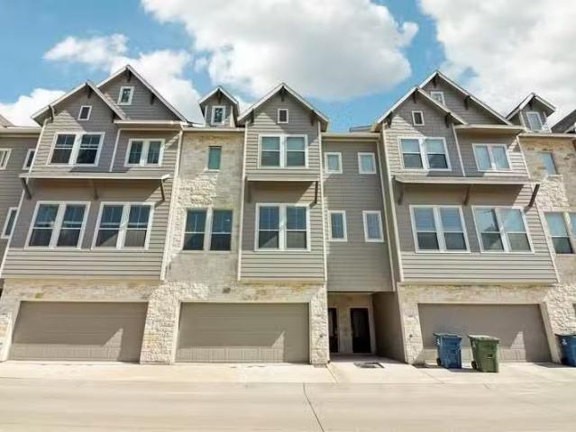 Condo for rent in Lewisville