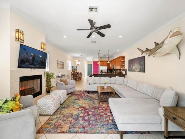 Room for rent in Florida