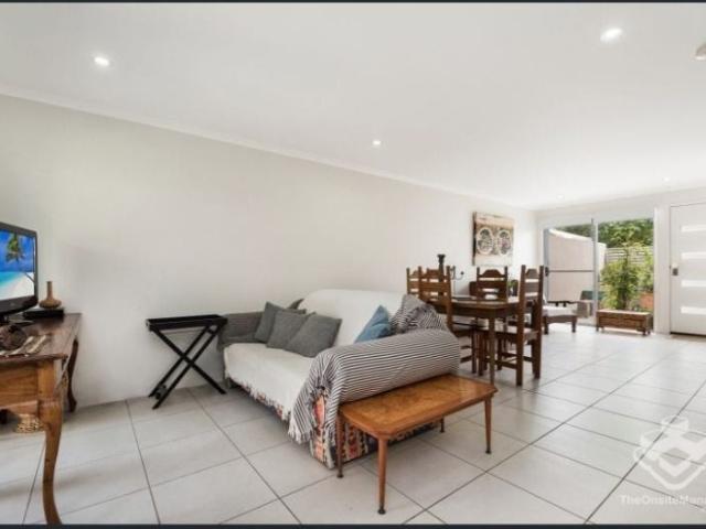 Townhouse for rent in Kings Creek, Queensland