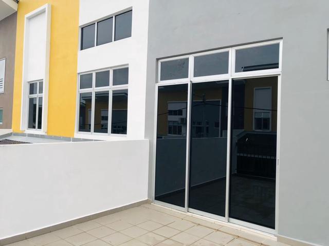 Townhouse for sale in Durian Tunggal, Malaka