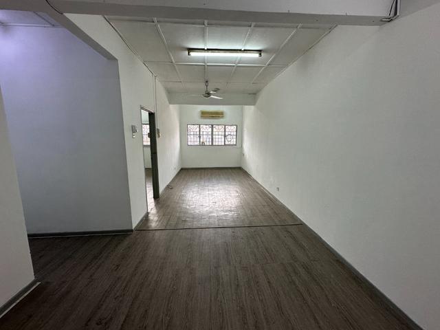 Townhouse for sale in Country Heights Damansara, Kuala Lumpur