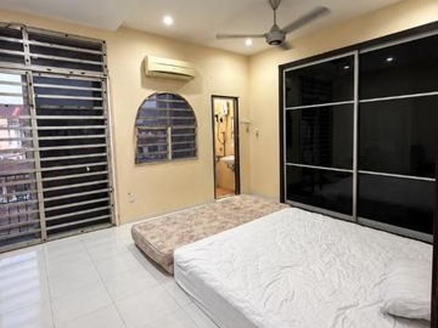 Townhouse for sale in Bandar Butterworth, Seberang Perai