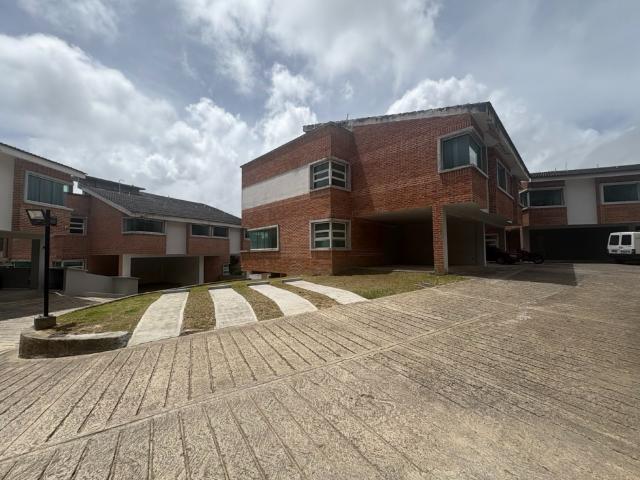 Casa en venta en Francisco Linares Alcántara, Miranda