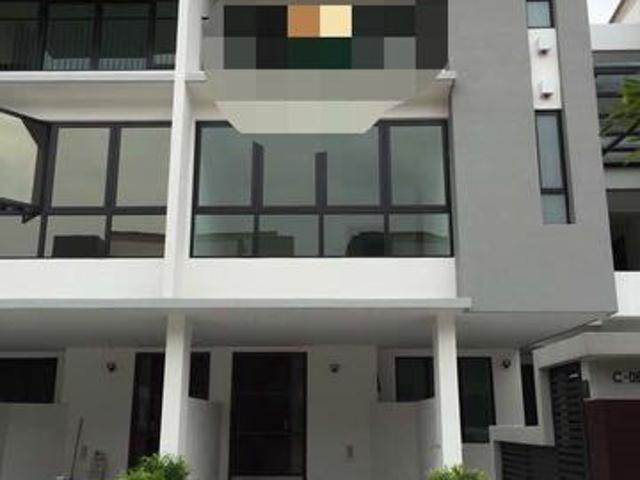 Townhouse for sale in Petaling, Alam Impian