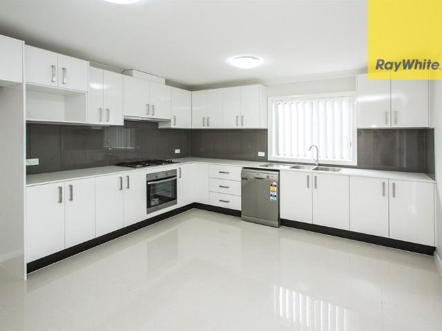 Townhouse for rent in Sydney, New South Wales