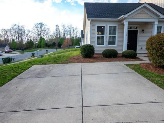 Townhouse for sale in Mount Holly